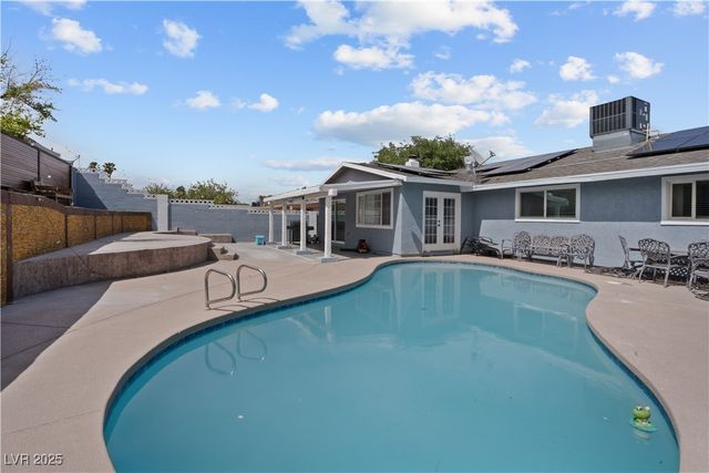 4231 Rimcrest Road, Las Vegas, NV 89121