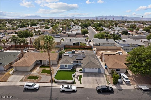 4231 Rimcrest Road, Las Vegas, NV 89121