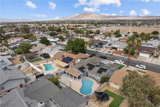 4231 Rimcrest Road, Las Vegas, NV 89121