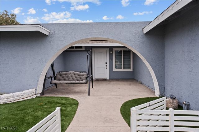 4231 Rimcrest Road, Las Vegas, NV 89121