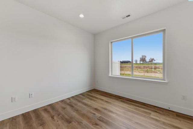 4501 Road 114, Pasco, WA 99301