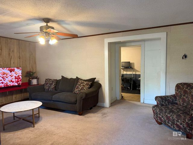 1401 Forest Ridge Road, Mobile, AL 36618