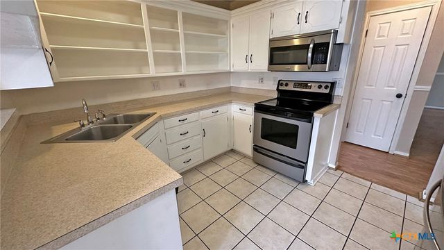 601 Barber Drive, Copperas Cove, TX 76522