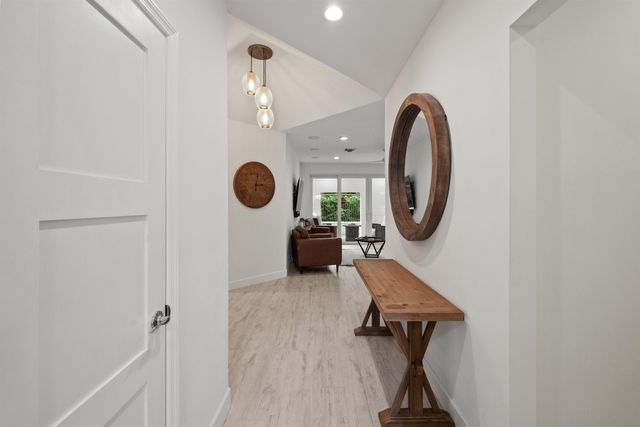 106 TOTEKA Circle, Jupiter, FL 33458