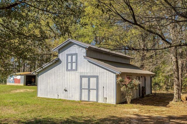 1383 Fm 3266, Palestine, TX 75801