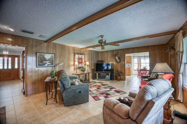 1383 Fm 3266, Palestine, TX 75801