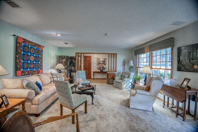 1383 Fm 3266, Palestine, TX 75801