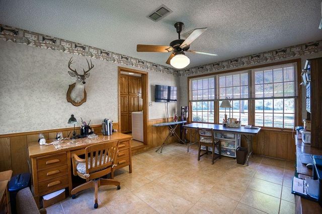 1383 Fm 3266, Palestine, TX 75801