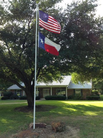 1383 Fm 3266, Palestine, TX 75801