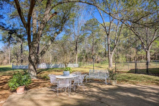 1383 Fm 3266, Palestine, TX 75801