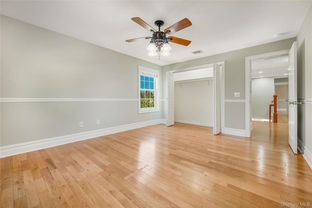 20 Woods Place, Rockville Centre, NY 11570