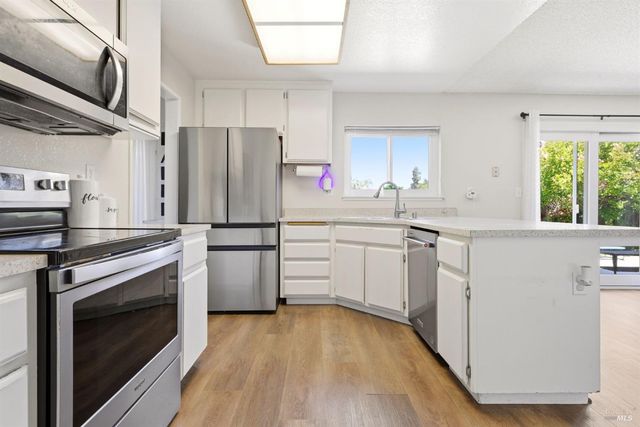 1306 Rebecca Dr, Suisun City, CA 94585