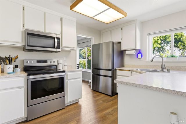 1306 Rebecca Dr, Suisun City, CA 94585