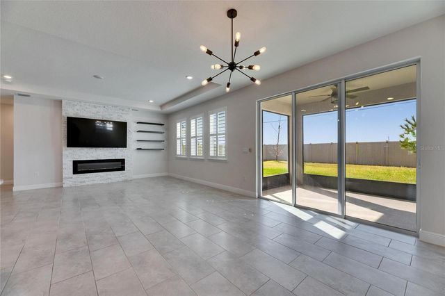 182 MANGROVE MANOR DRIVE, Apollo Beach, FL 33572