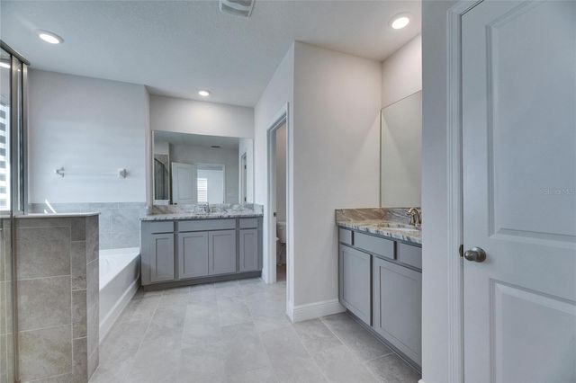 182 MANGROVE MANOR DRIVE, Apollo Beach, FL 33572