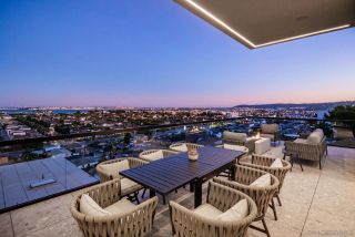 2035 Evergreen St, San Diego, CA 92106