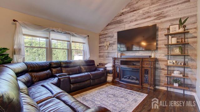 59 Frederick Place, Old Bridge, NJ 08857