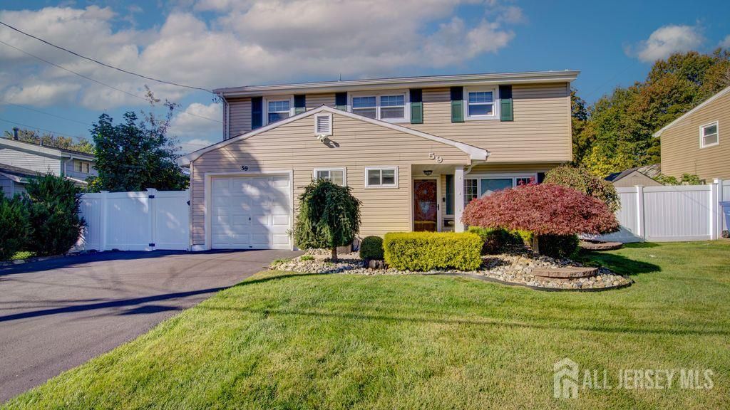 59 Frederick Place, Old Bridge, NJ 08857
