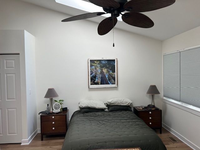 1056 Lakewood Circle, Carol Stream, IL 60188