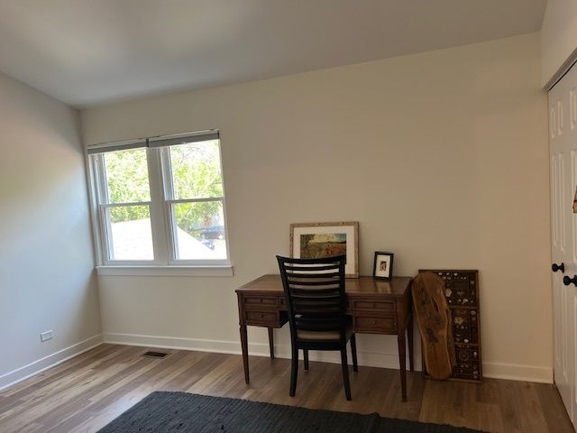 1056 Lakewood Circle, Carol Stream, IL 60188