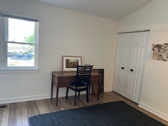 1056 Lakewood Circle, Carol Stream, IL 60188