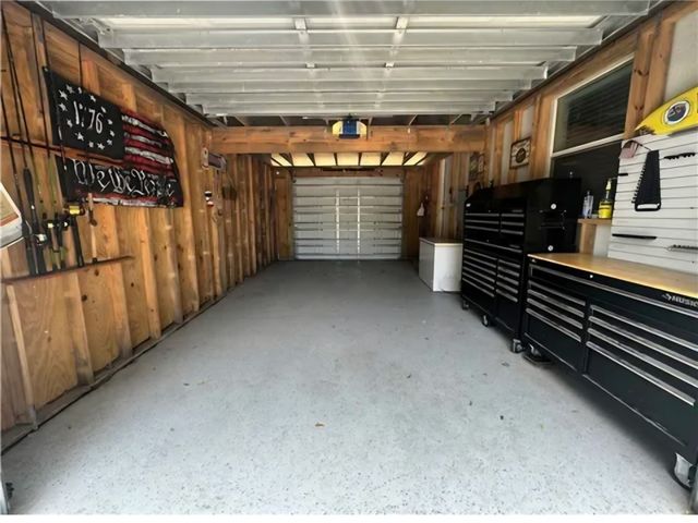 230 N Houston St, Aransas Pass, TX 78336