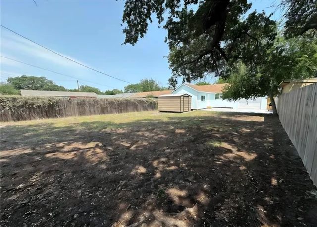 230 N Houston St, Aransas Pass, TX 78336