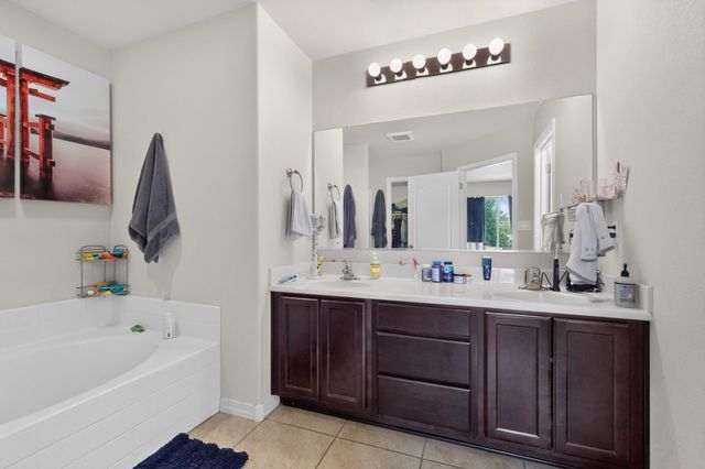 339 Manuel Sanchez Place SW, Albuquerque, NM 87105