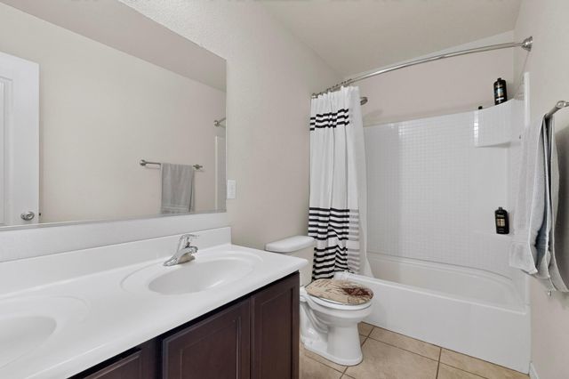 339 Manuel Sanchez Place SW, Albuquerque, NM 87105