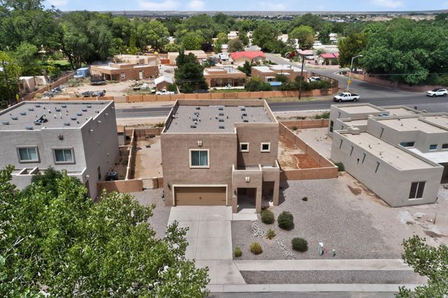 339 Manuel Sanchez Place SW, Albuquerque, NM 87105