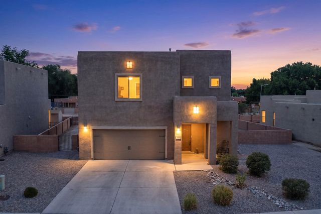 339 Manuel Sanchez Place SW, Albuquerque, NM 87105