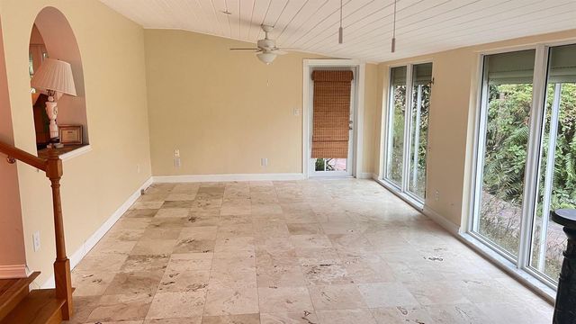3100 NE 21st Street, Fort Lauderdale, FL 33305