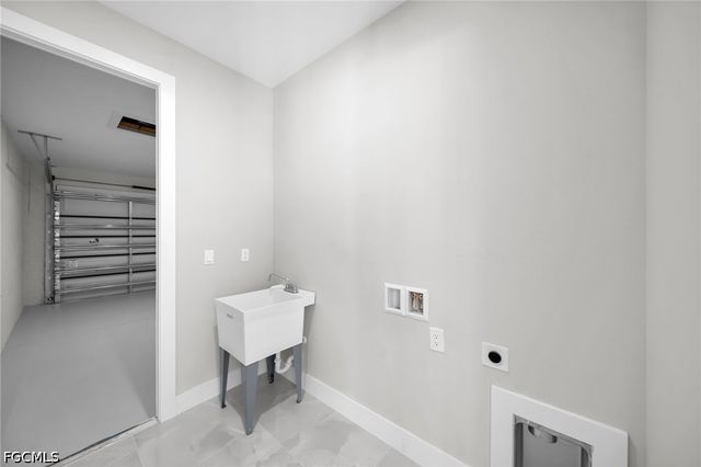 400 W 8th ST, Lehigh Acres, FL 33972
