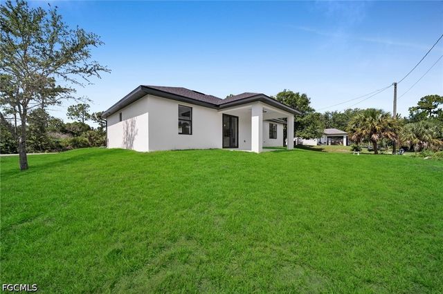 400 W 8th ST, Lehigh Acres, FL 33972