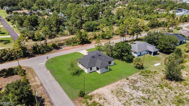 400 W 8th ST, Lehigh Acres, FL 33972