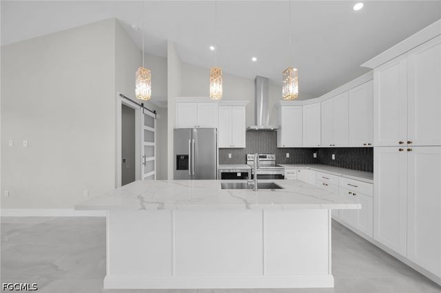 400 W 8th ST, Lehigh Acres, FL 33972