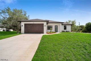 400 W 8th ST, Lehigh Acres, FL 33972