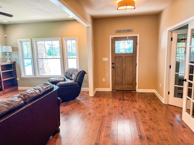 125 Gassaway, Searcy, AR 72143