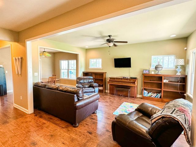 125 Gassaway, Searcy, AR 72143