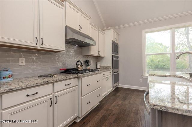 7207 Edgewater Drive, Olive Branch, MS 38654