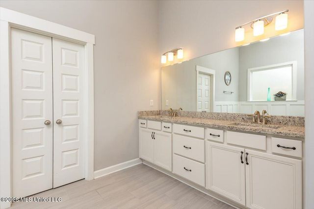 7207 Edgewater Drive, Olive Branch, MS 38654