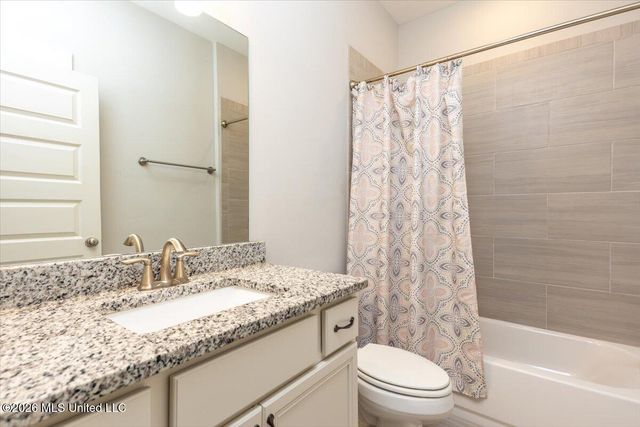 7207 Edgewater Drive, Olive Branch, MS 38654
