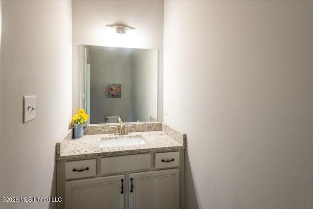 7207 Edgewater Drive, Olive Branch, MS 38654
