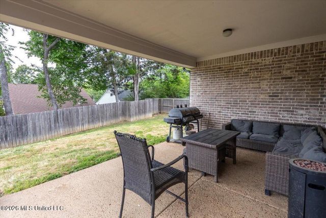 7207 Edgewater Drive, Olive Branch, MS 38654