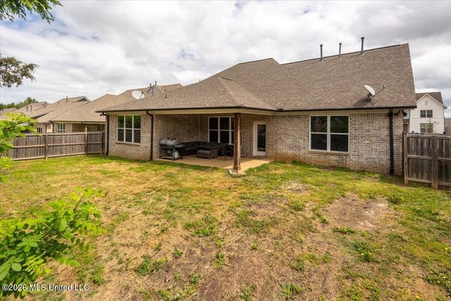 7207 Edgewater Drive, Olive Branch, MS 38654