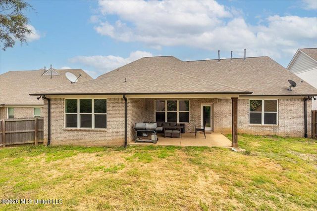 7207 Edgewater Drive, Olive Branch, MS 38654