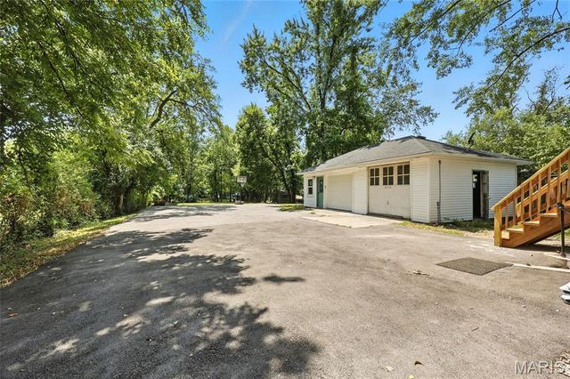 9514 Baltimore Avenue, St Louis, MO 63114