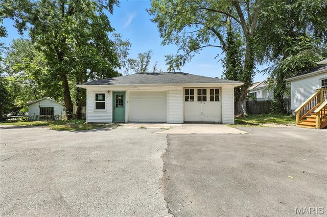 9514 Baltimore Avenue, St Louis, MO 63114