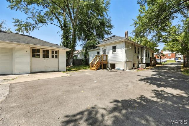 9514 Baltimore Avenue, St Louis, MO 63114