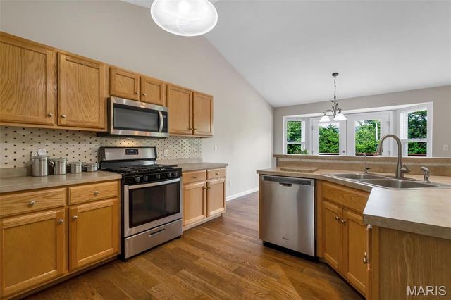 6461 Stallion Drive, Imperial, MO 63052